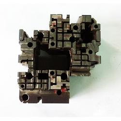 睢寧塑膠五金制品與無錫日華精密模具 箱包配件及模具的卓越供應(yīng)